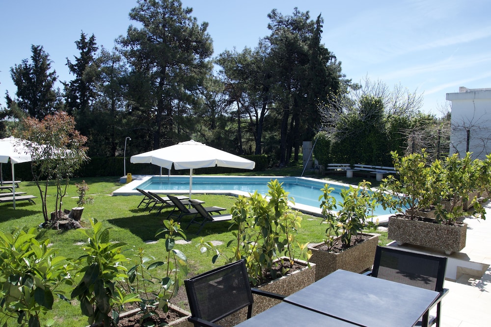 Angelbay Bungalows