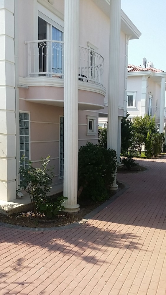 Photo 48