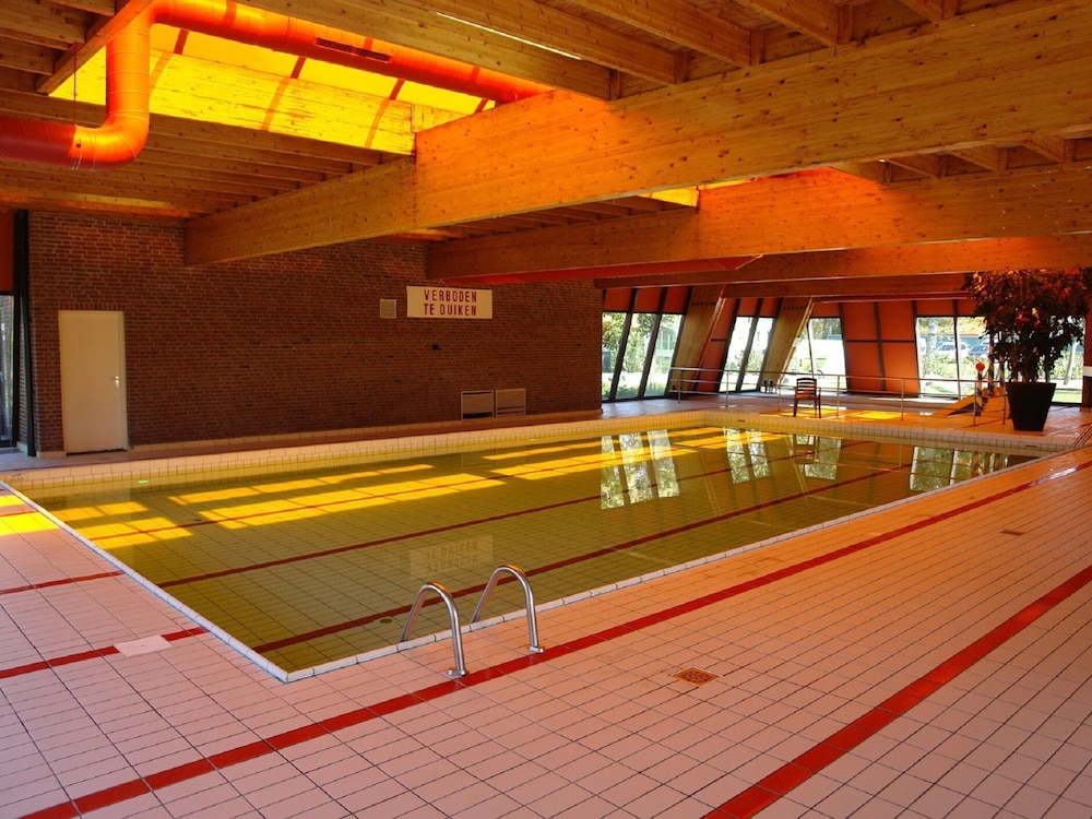 Nice Chalet With Beach at 600 m