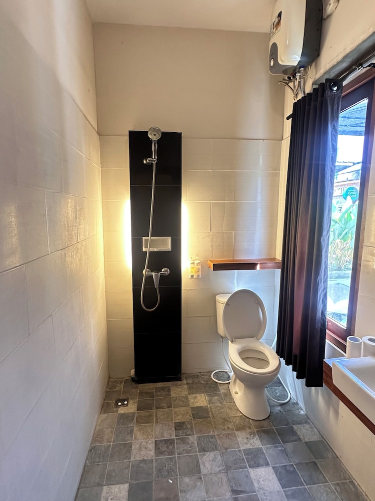 Dewandi Guest House