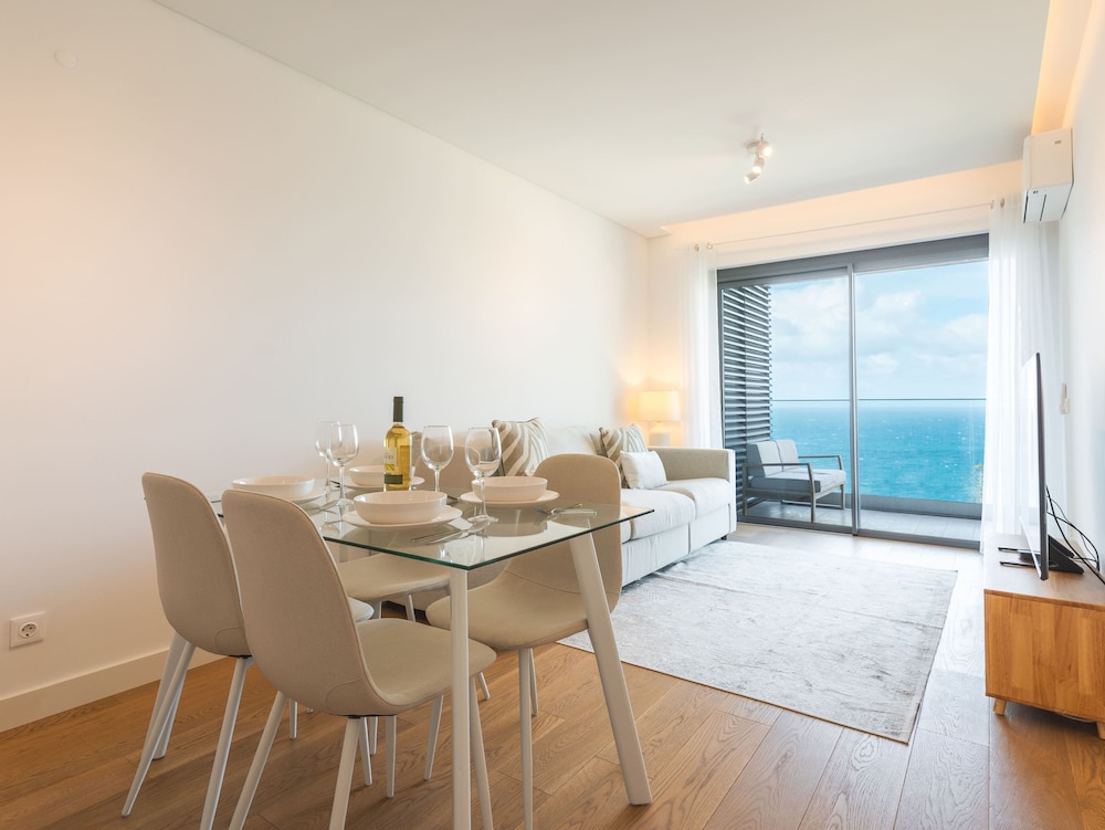 Glamorous Apartment Funchal by Atlantic Holiday