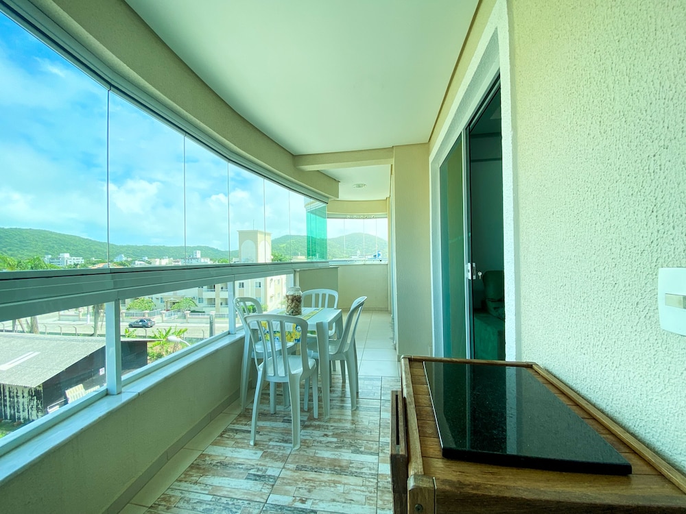 919 - Apartamento 3 quartos s uma suíte