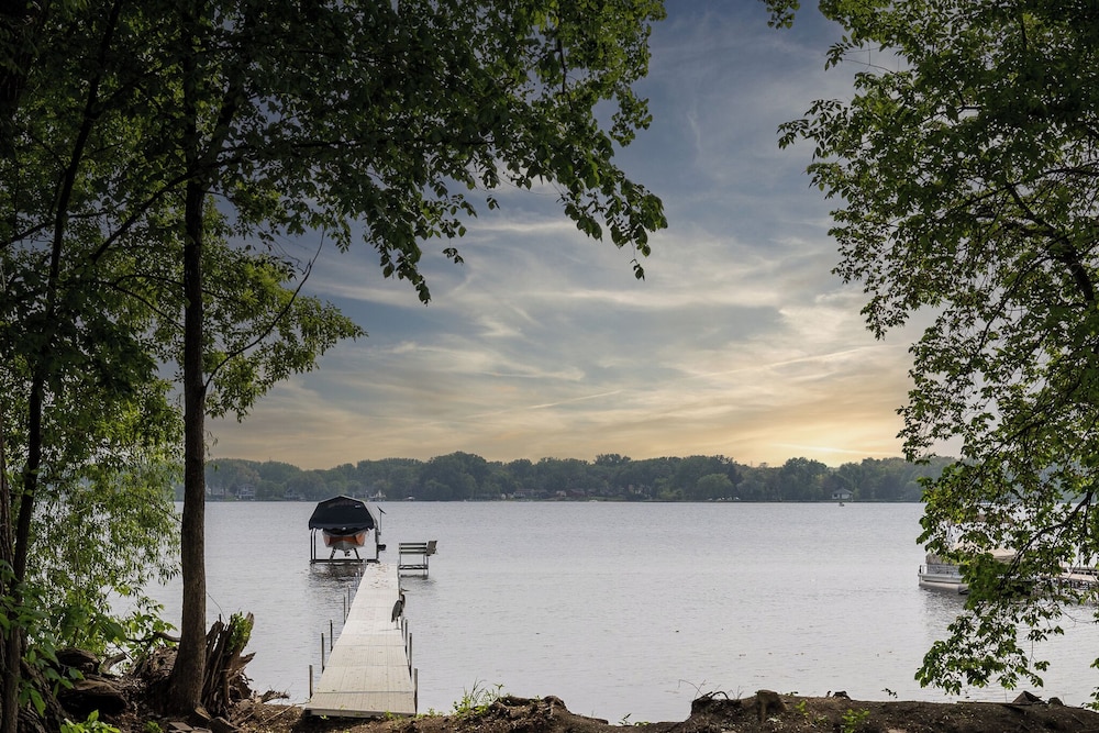Cottage on Medicine Lake