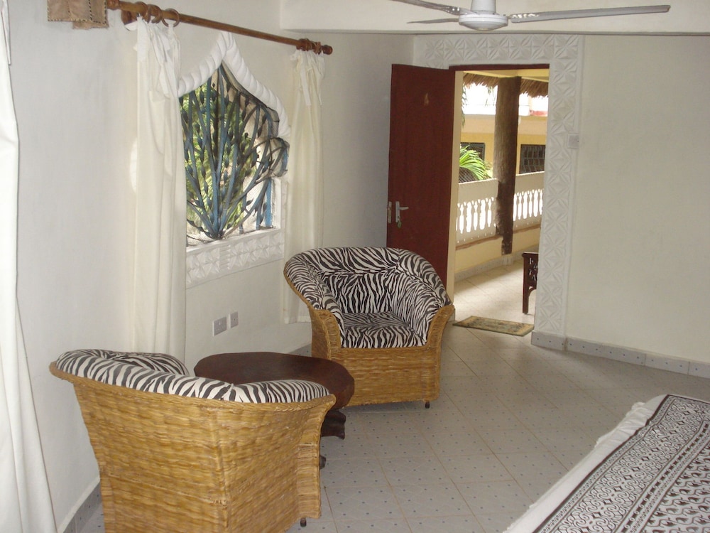 Coconut Beach Apartments