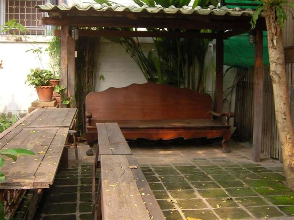 Ayutthaya Place