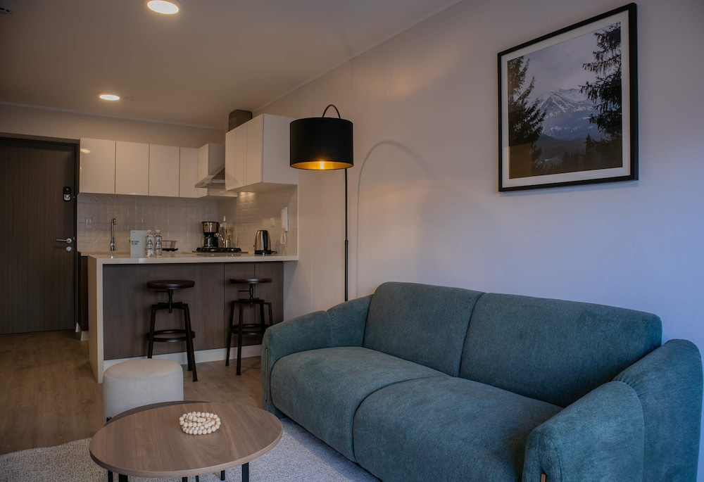 w Gorgeous 1BR w Terrace in Miraflores
