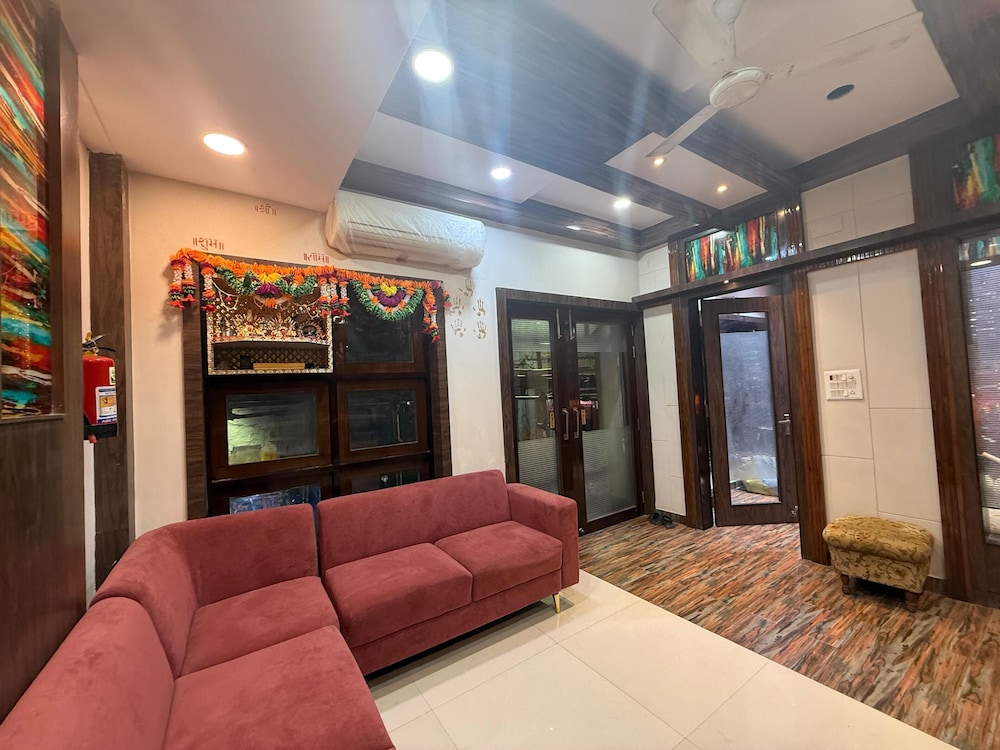 Vallabh Villas Guest House