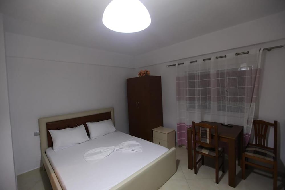 Vila Riza Veliu