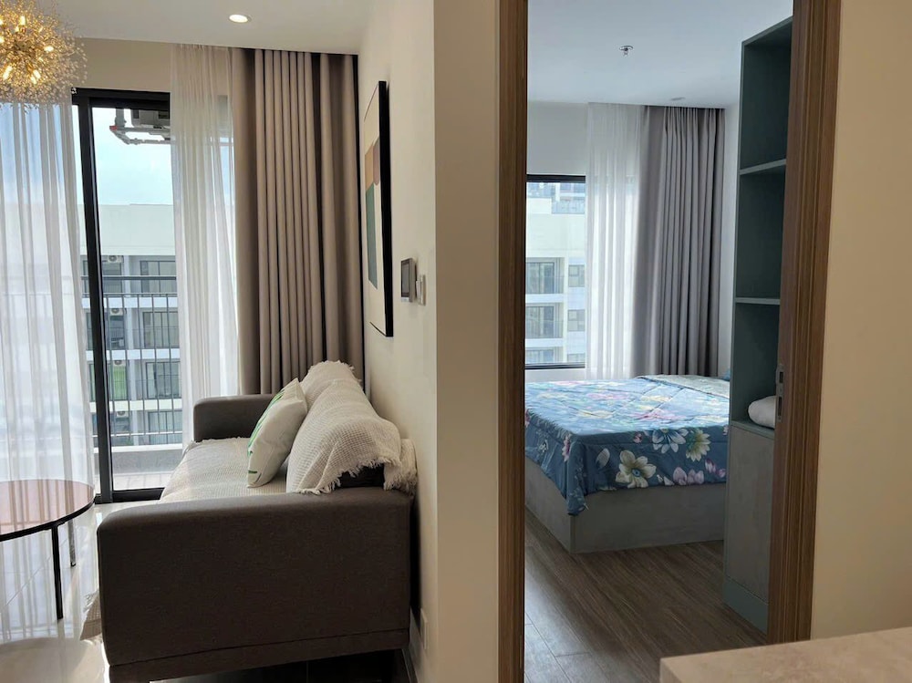 COZY- Vinhomes Grand Park Apartments