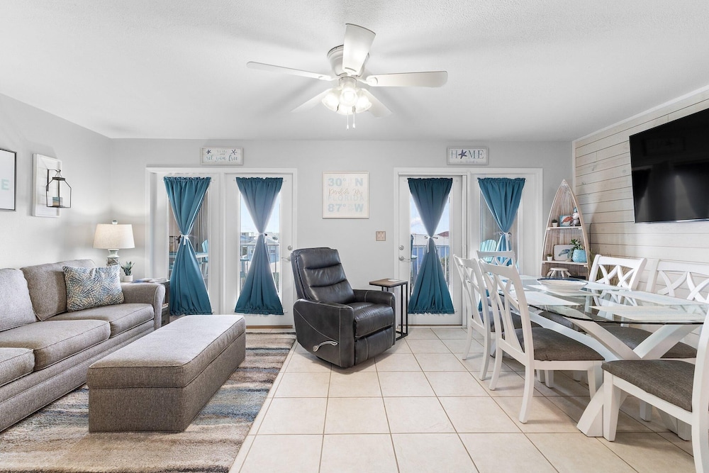 Grand Caribbean East 403 view 5