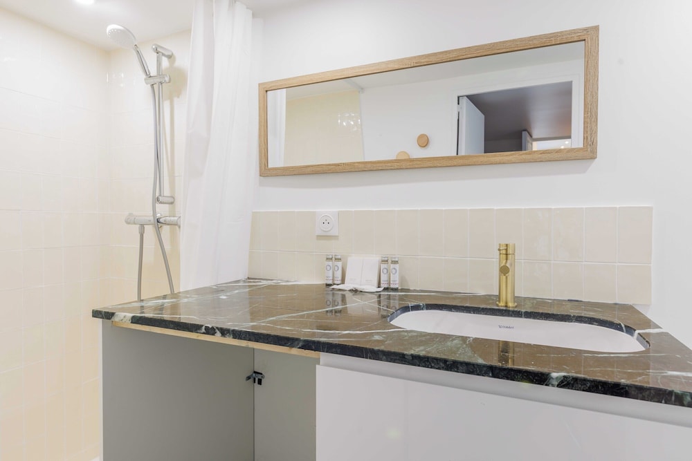 Charming Apartment in Montparnasse - 2p/1br
