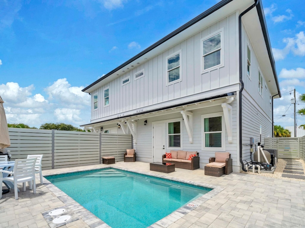 Evergreen By the Sea Unit A