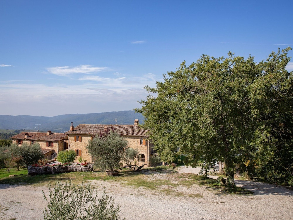 Villa in Umbria With Saltwater Pool