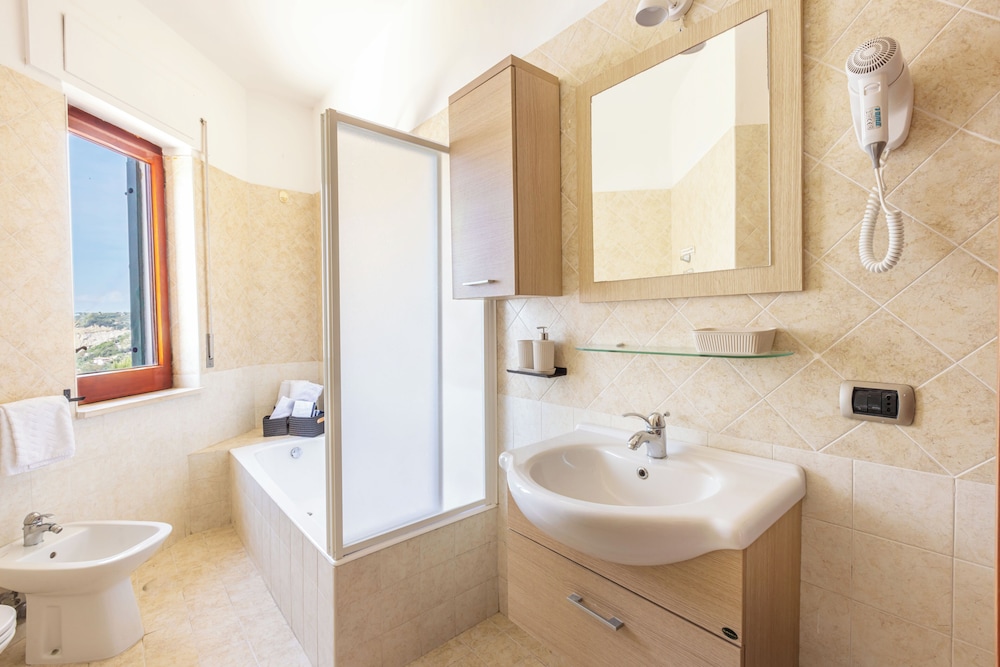 Villa Panorama With Private Pool & View