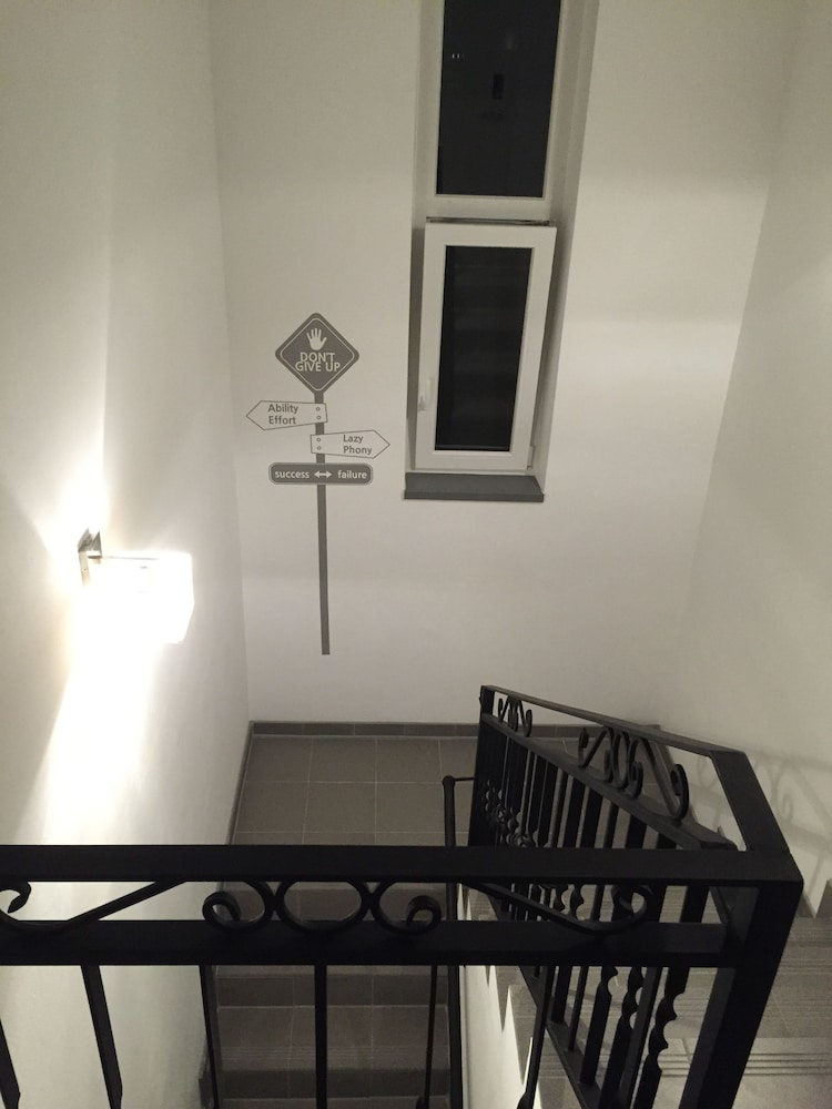 Incheon Airport Happy Place Guesthouse