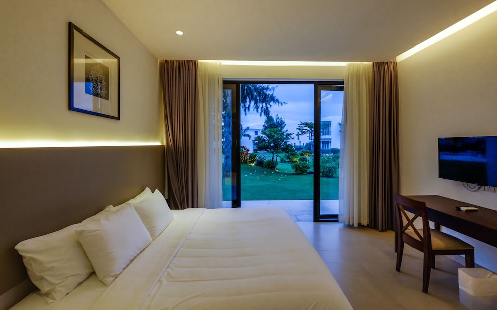 Saint Simeon Resort & Spa