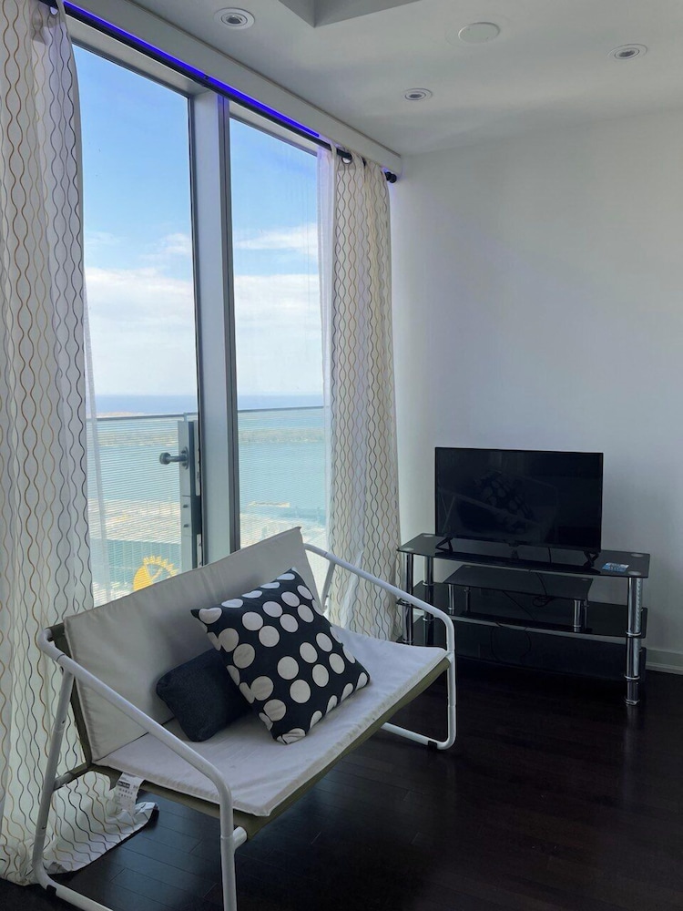 Elite Urban Lodgings - Image 5