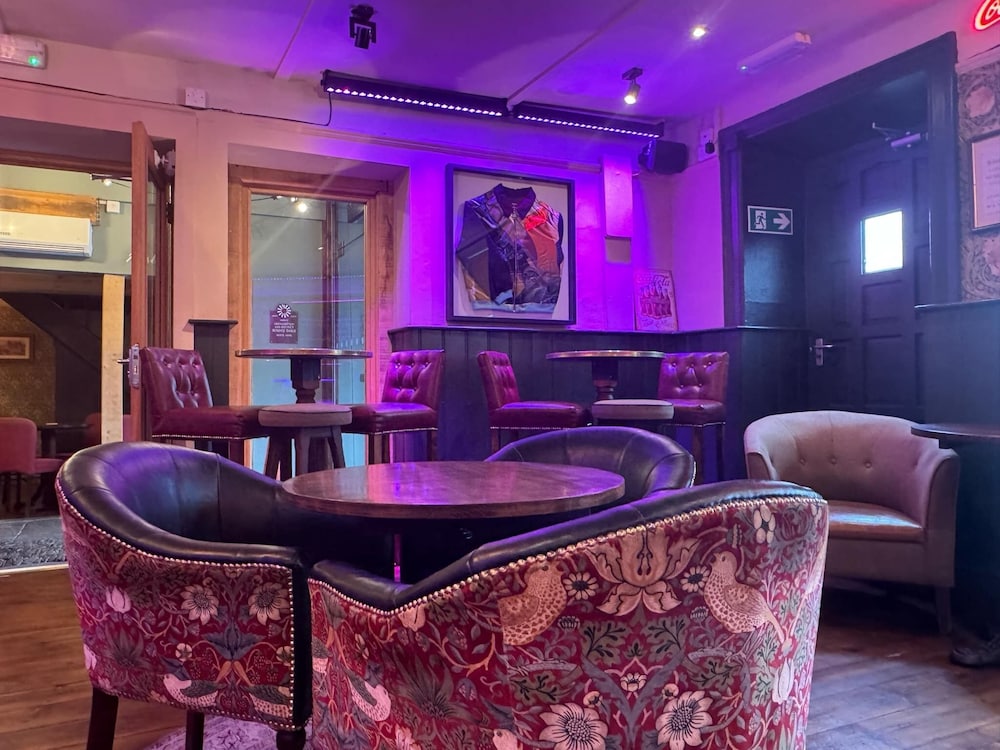 The Fountain Inn