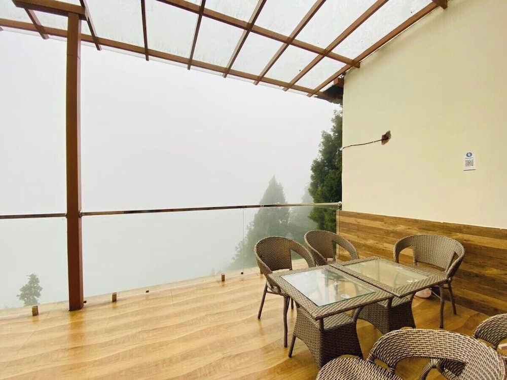 The Pari world Homestay and Restaurant