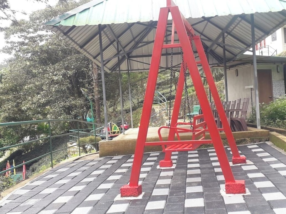 Falcon Crest Resort