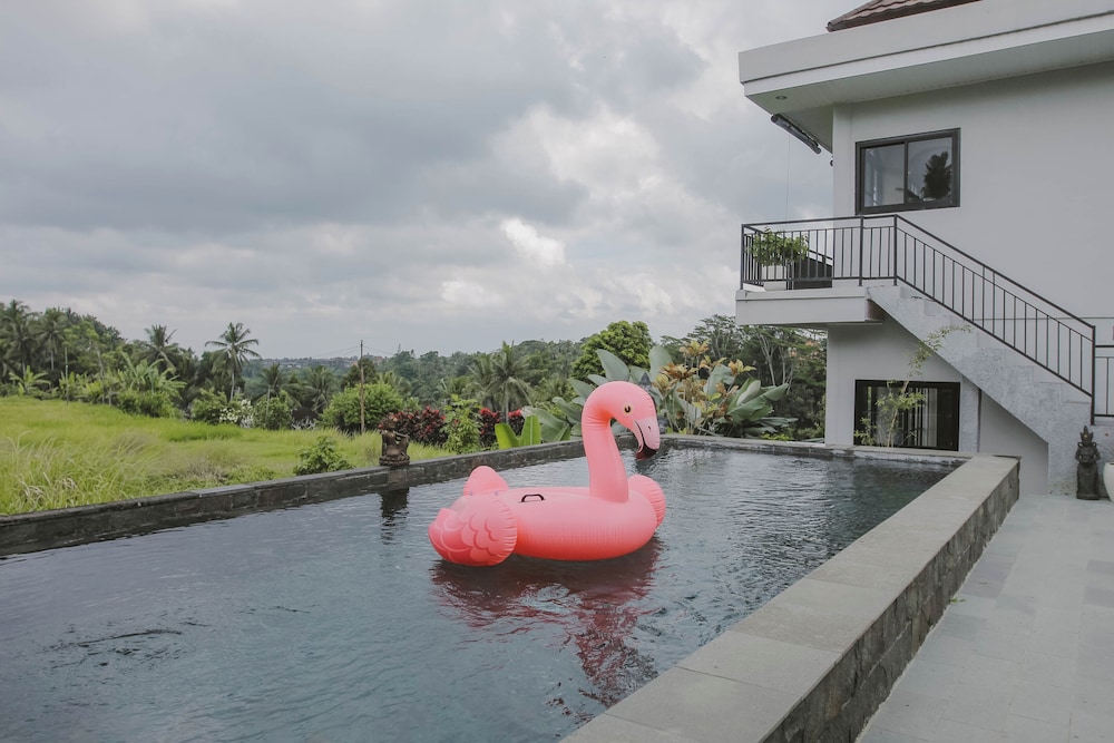 SUNSET VILLAS AND BUNGALOWS