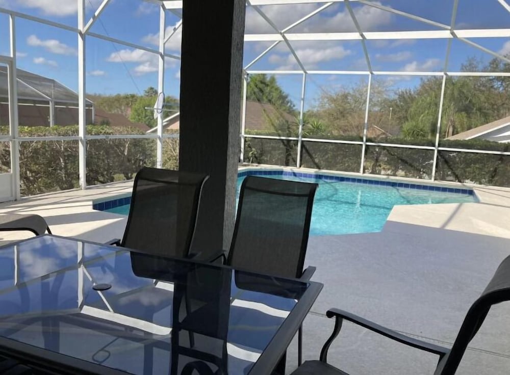 Free Welcome Pack - Private Pool - Near Parks - Image 3