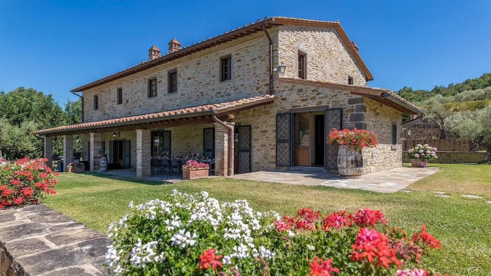Fontanicchio 14 in Borghetto view 2