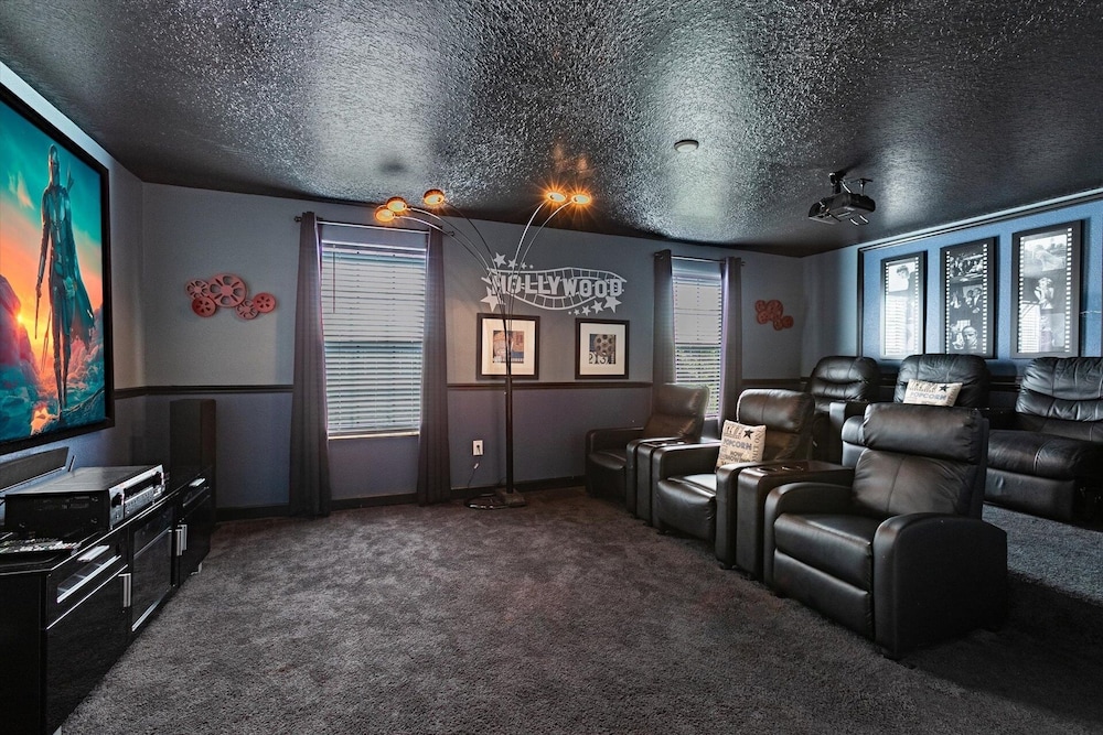 Championsgate Resort 8 Bedroom Pool Home w Theater Room 8 Home