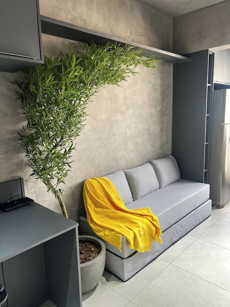 Studio Executivo 230m do metro Brooklin