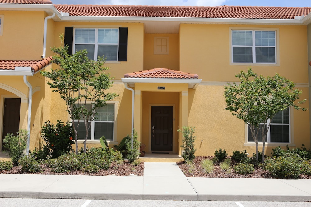 Paradise Palms Resort Orlando