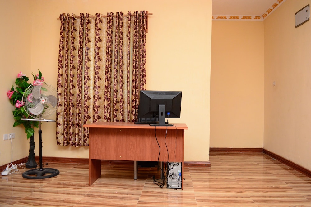 Fakhwa Beach House