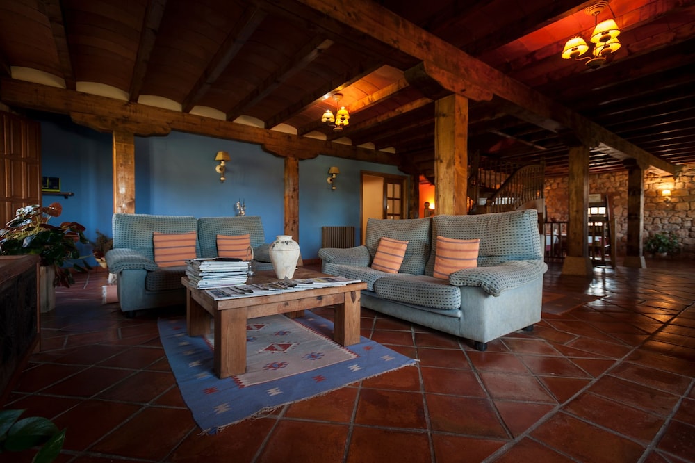 Casa Peluaga