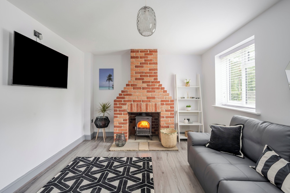 Charming Detached House in Quiet Suffolk Village