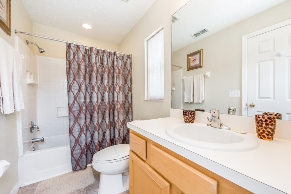 7BR Pool Home Emerald Island by SHV-8409