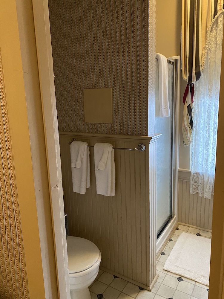 Atlantic Hotel