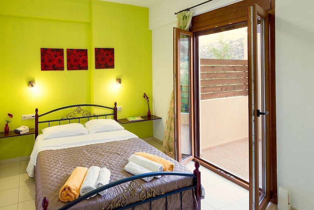 Uphoria Villas photo 4