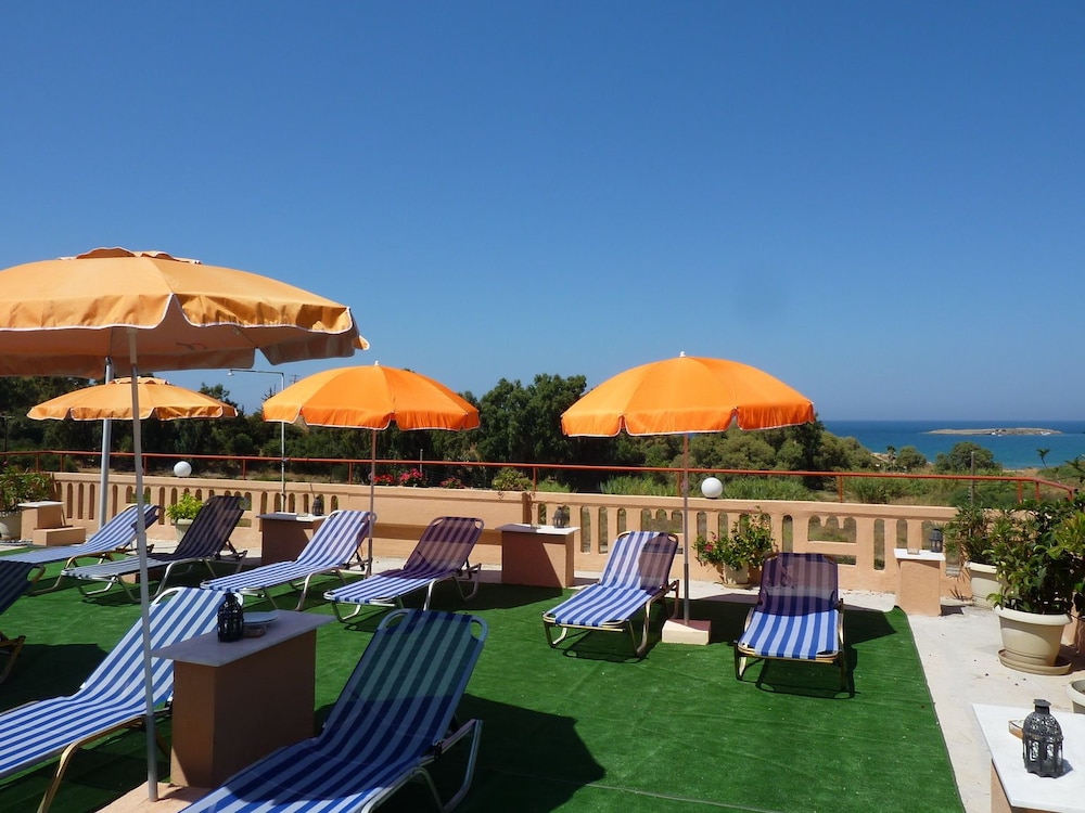 Ilona Apartments