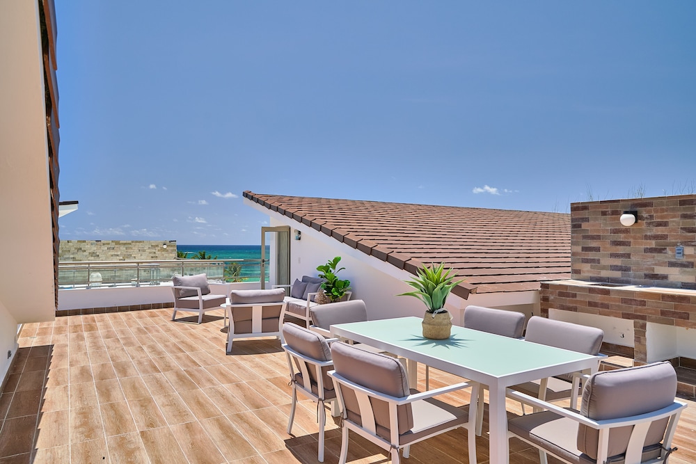 Costa Atlantica Beach Condos