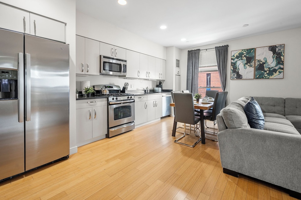 Furnished Apartment near BMC