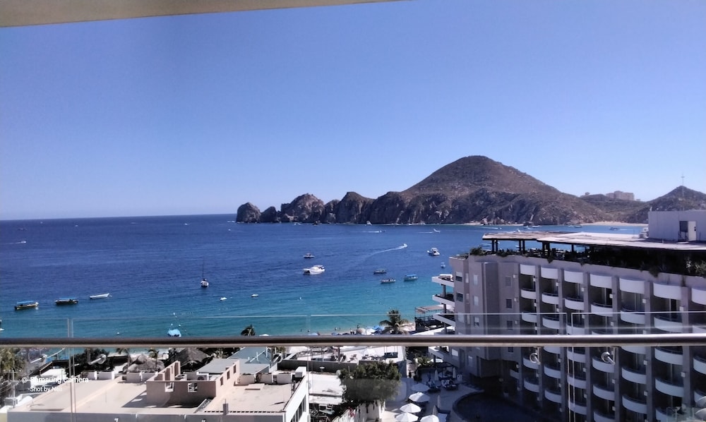 Cabo bay
