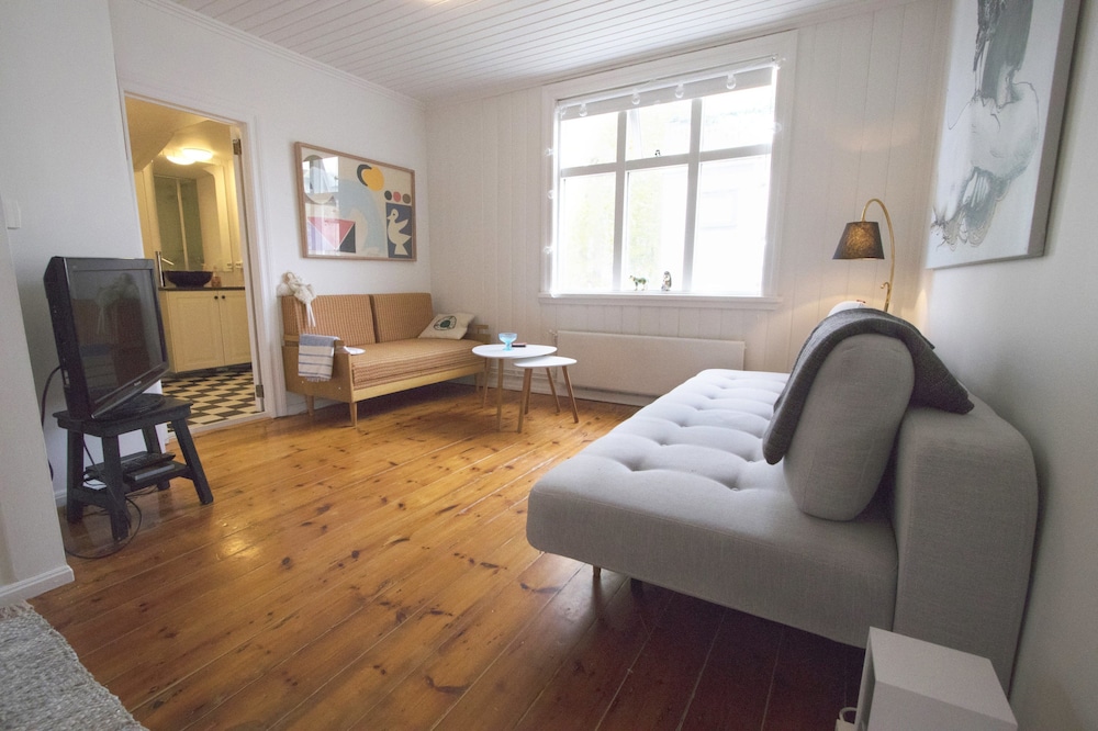 Apartment N24B view 2