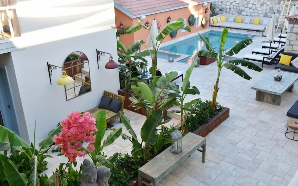 Marge Otel - Image 31