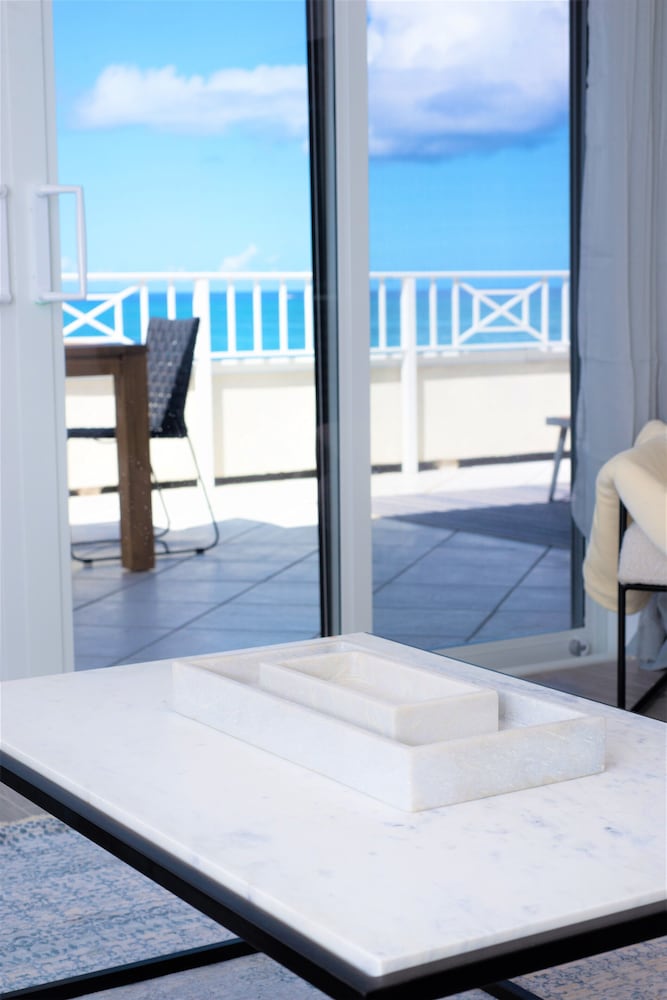 Cayman Luxury Rentals at Sunset Cove
