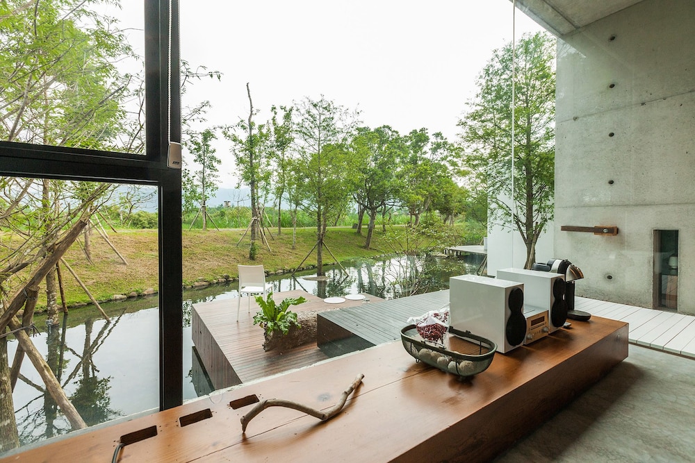 Juststay