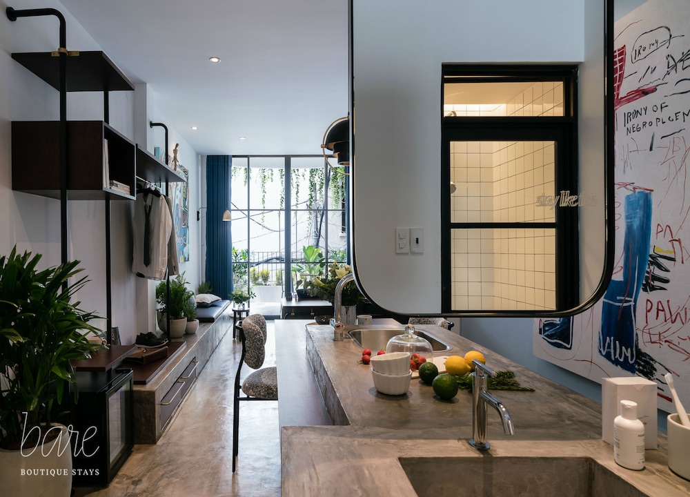 Bare Gallery Boutique Stays
