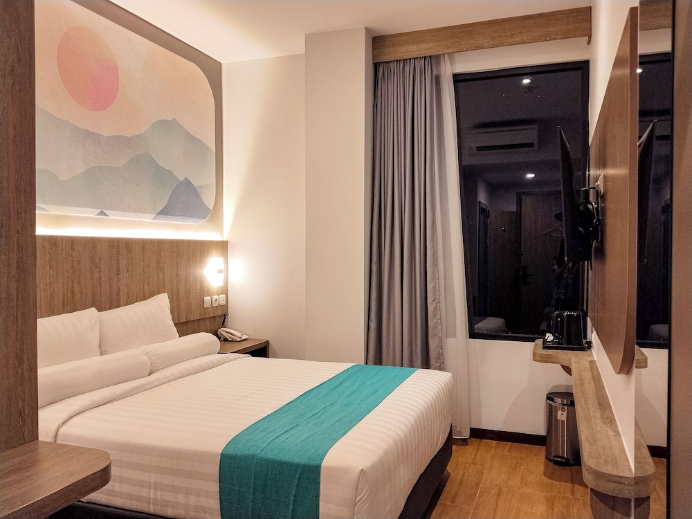 Front One Luxe Hotel Solo
