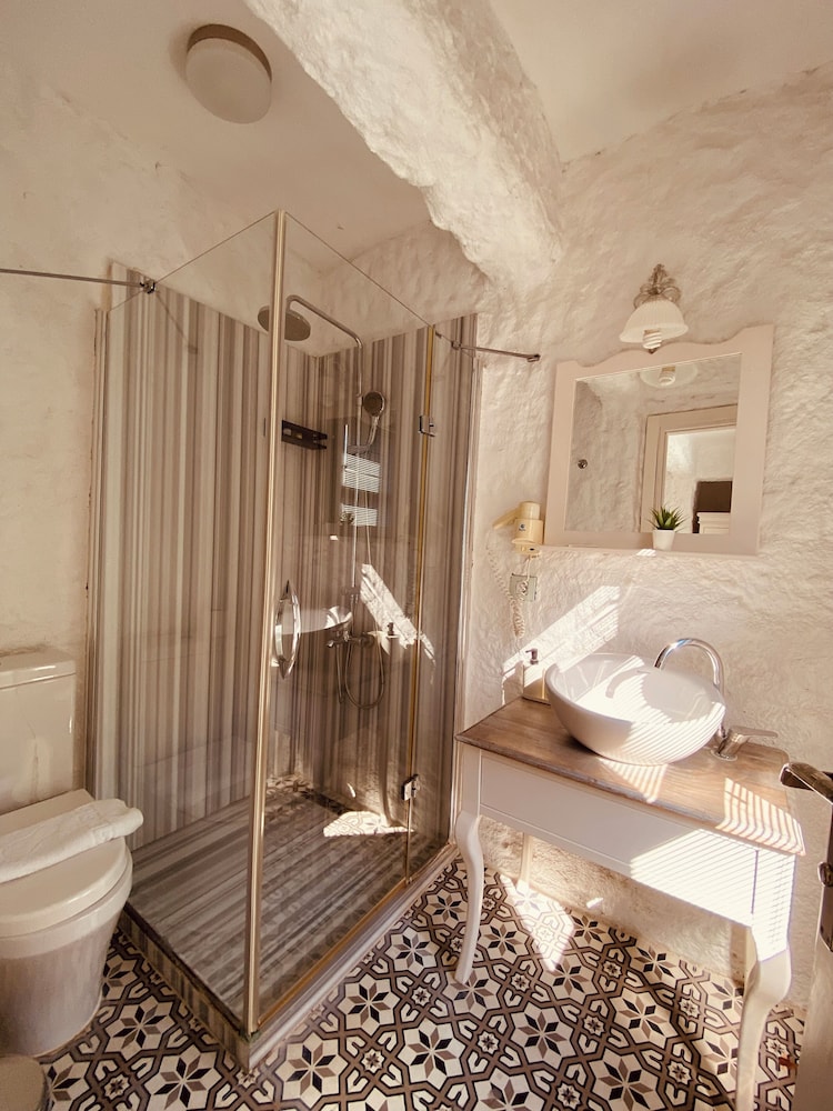 Mina Otel by Adda Alaçatı