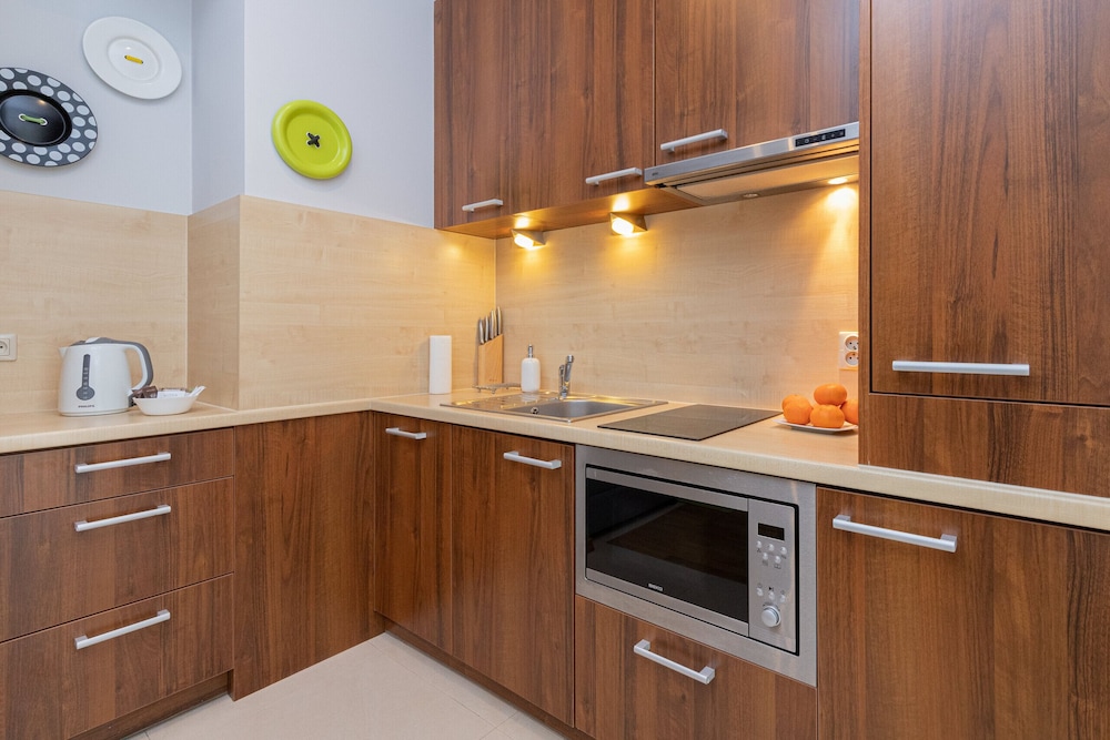 4 Pory Roku Jastrzębia Góra by Renters