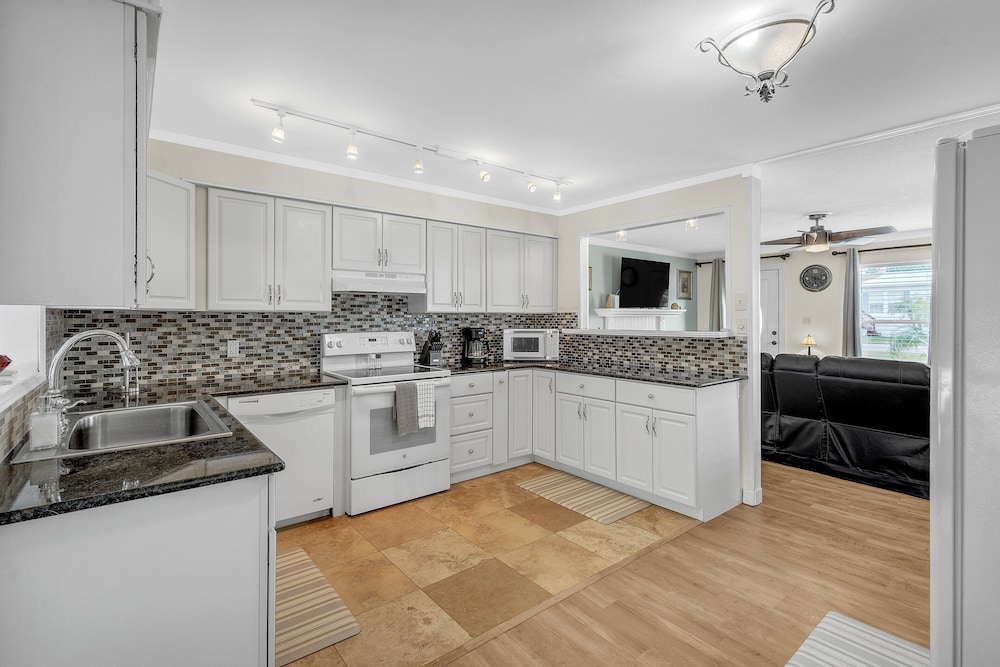 Cozy And Relaxing Fishing Retreat 3 Bedroom Home