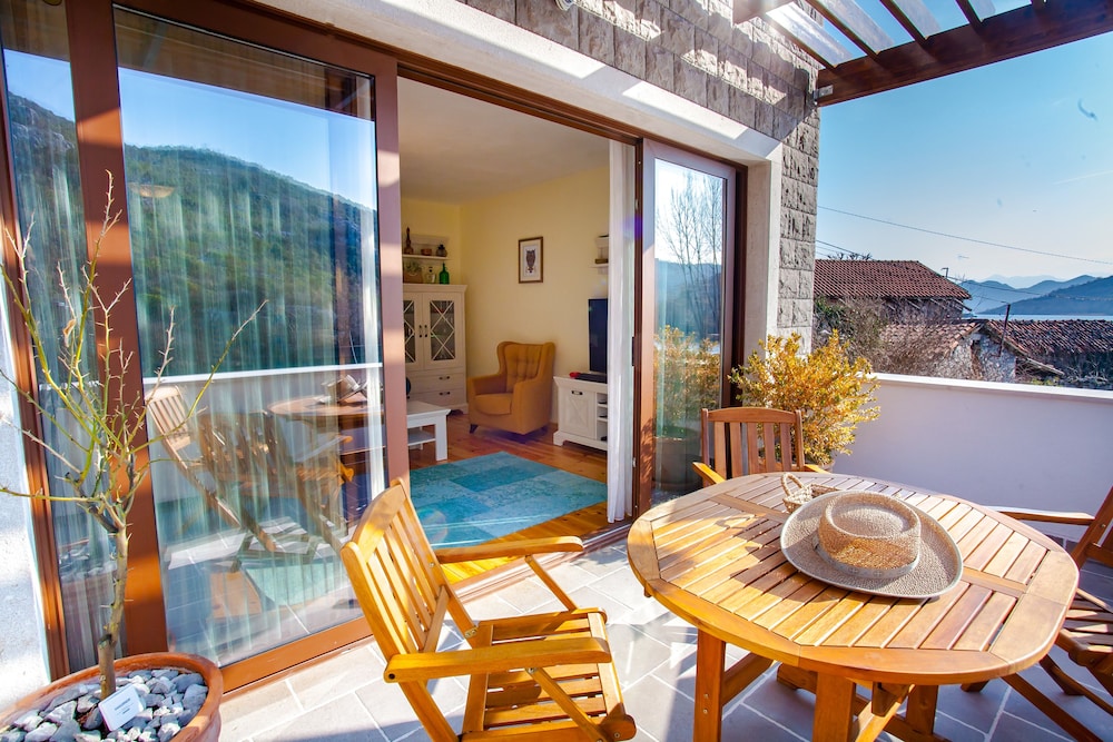 Paradise House Skadar Lake